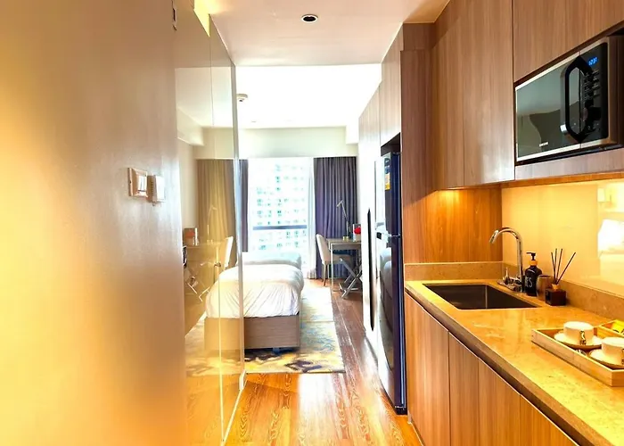 Mesmerizing Twin Bed With Rockwell View Apartment Manila