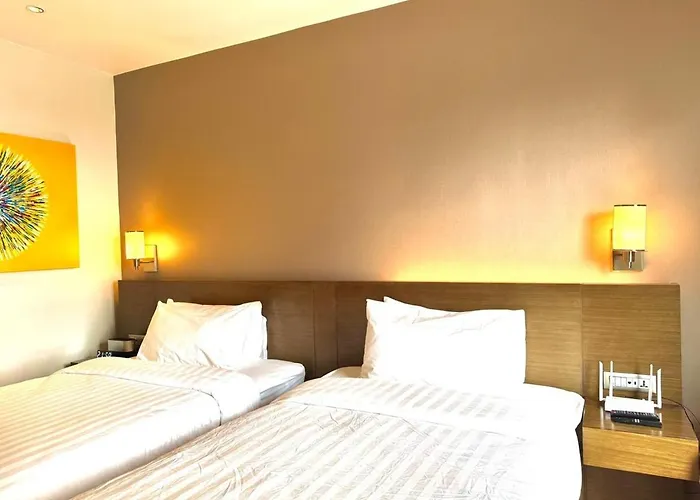 Apartment Mesmerizing Twin Bed With Rockwell View *