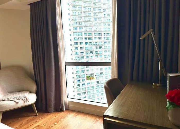 Mesmerizing Twin Bed With Rockwell View Apartment Manila